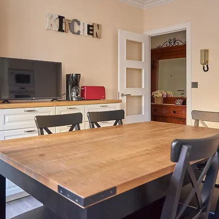 Apartment O *